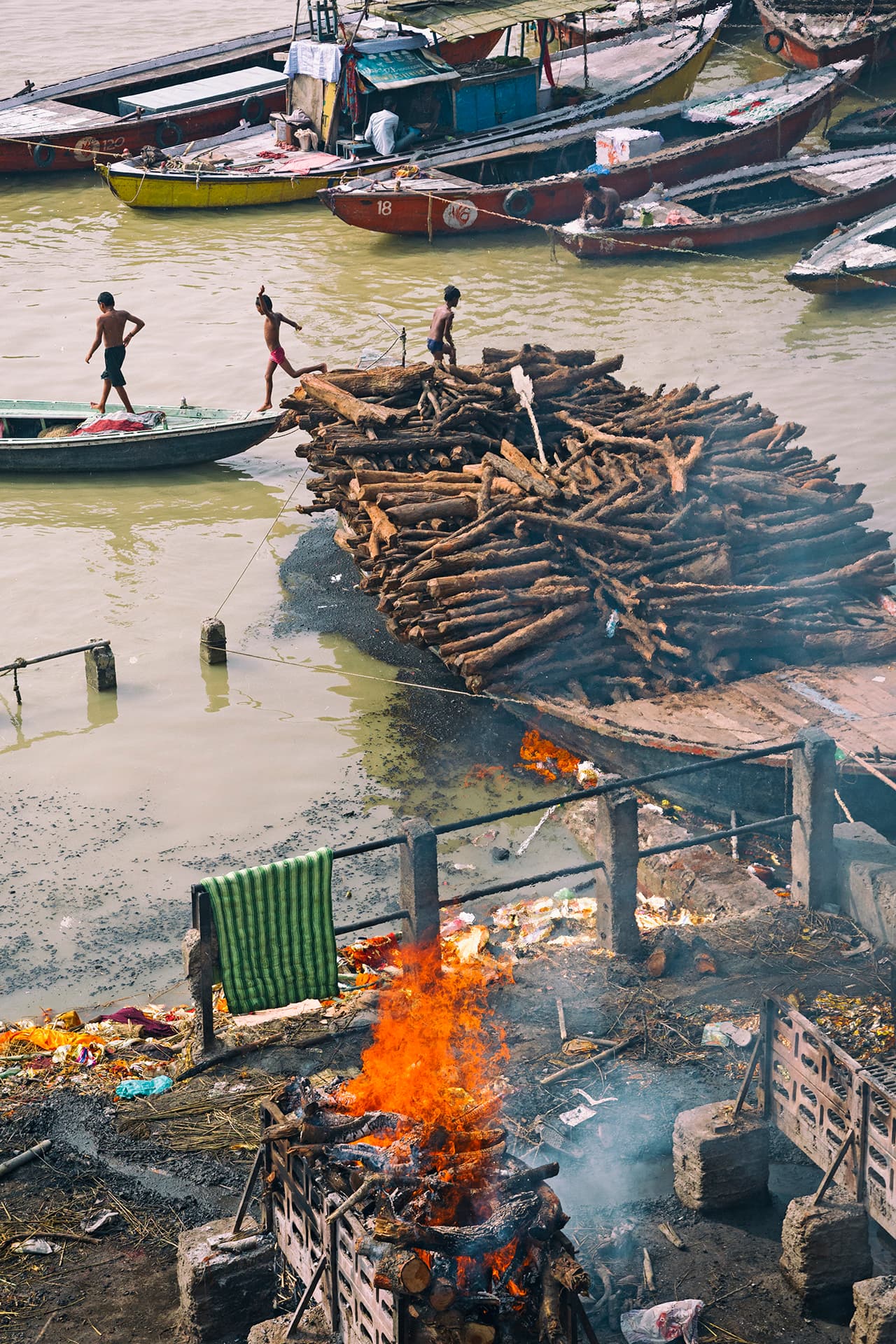 Manikarnika Ghat
